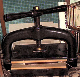 The leather is left to dry in the nipping press